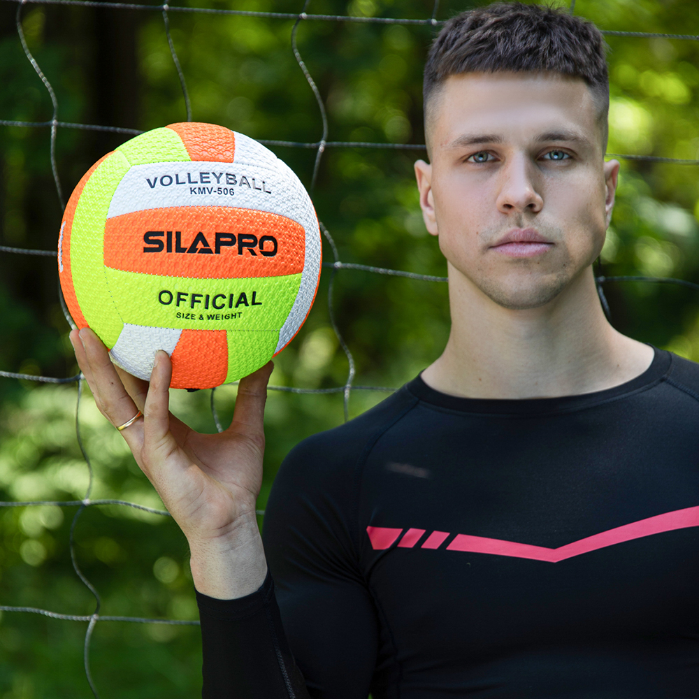 067-001 SILAPRO Мяч волейбольный 22см, 5 р-р, 2сл, ПВХ 2.5мм, 290г (+-10%)